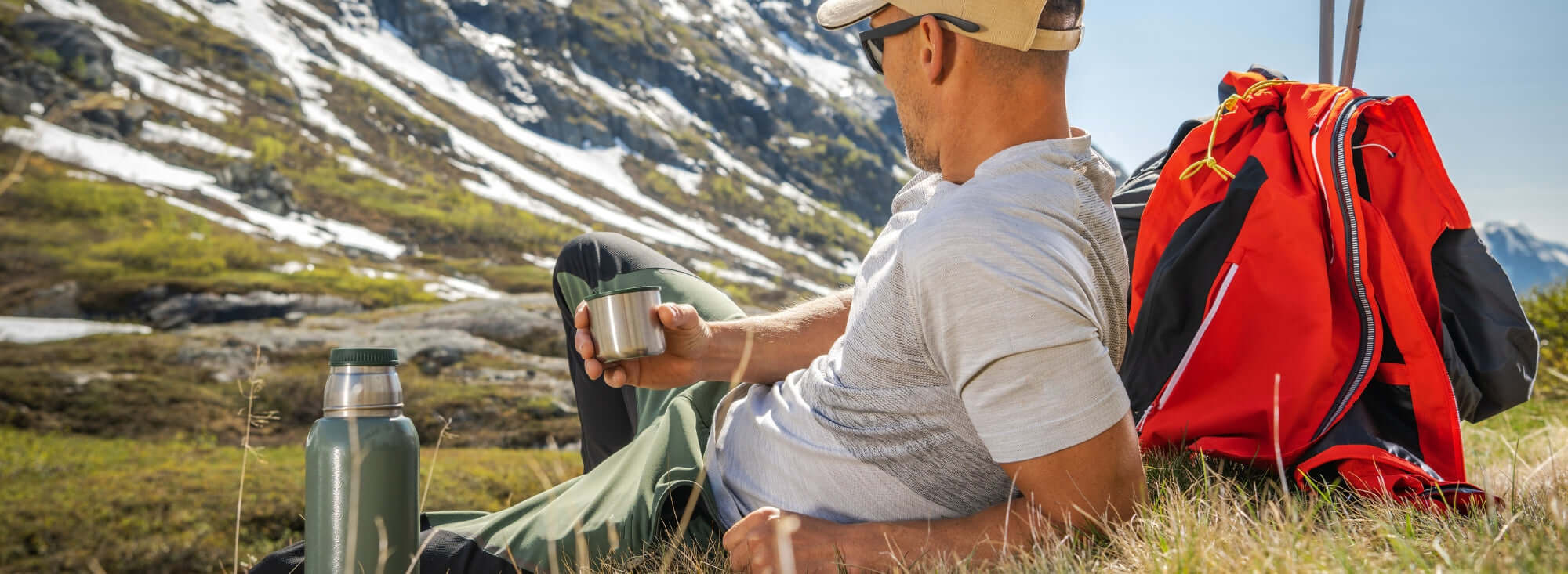 Thermoflaschen und Becher