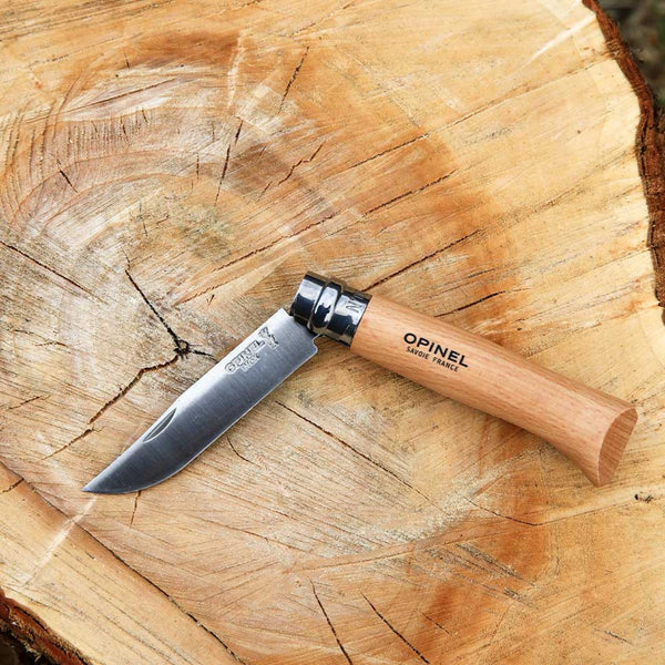 Opinel Inox Taschenmesser N°08 im Einsatz