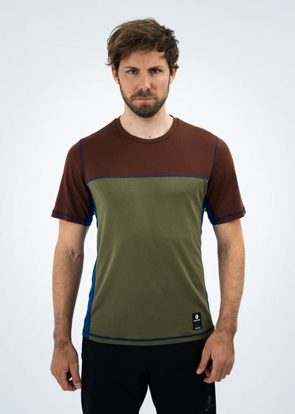 Blackyak Herren Gyr Performance | Sportshirt rum raisin Funktionsshirt Performance shirt Auf und Davon Outdoor Equipment
