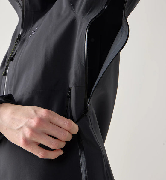 Haglöfs Front Proof II Jacket Women | Hardshelljacke true black Regenjacke Wanderjacke Auf und Davon Outdoor Equipment