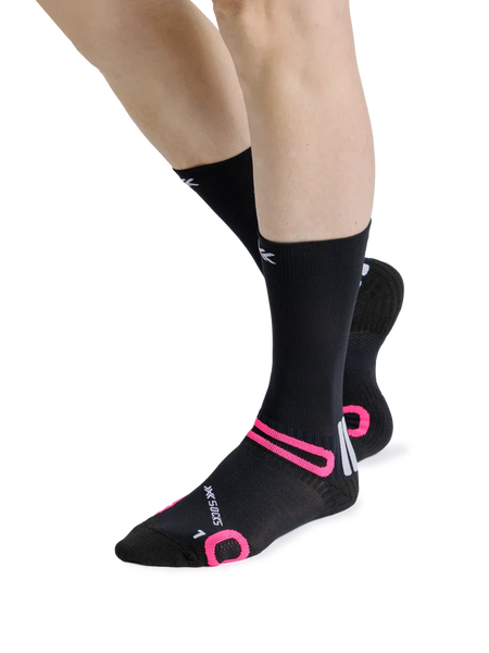 x black