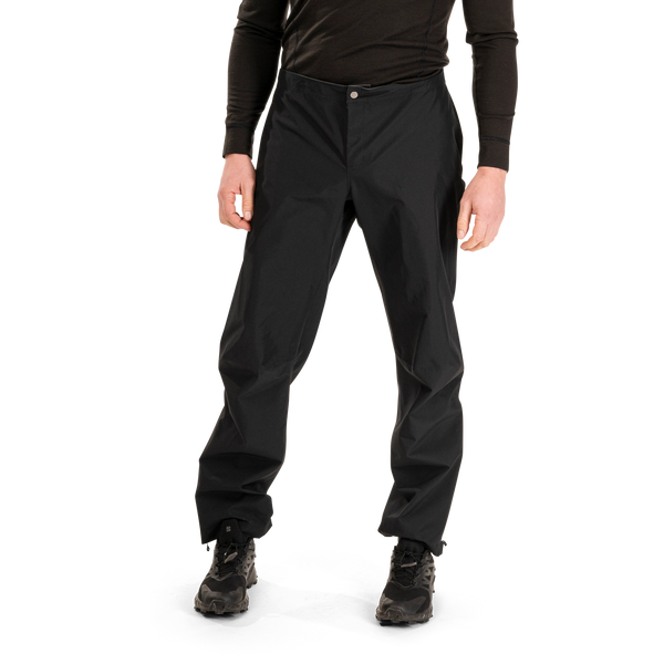 bergans Essentials 2.5L Shell Pants Men Regenhose schwarz Herren  Auf und Davon Outdoor Equipment