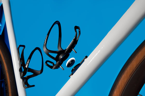 Lezyne Wasserflaschenhalter Matrix Air Cage - Airtag Fahrrad Auf und Davon | Outdoor Equipment