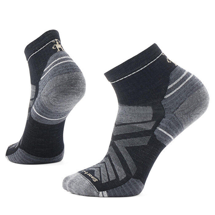 Smartwool Hike Targeted Cushion Ankle Socks - Unisex Wandersocken knöchelhoch Merinowandersocken schwarz grau Auf und Davon Outdoor Equipment