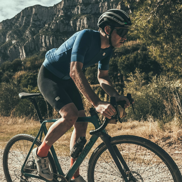 anthrazit-schwarz