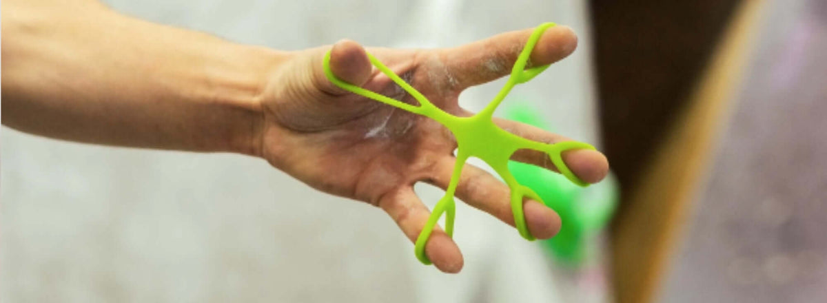 Fingertrainer und Klettergriffe