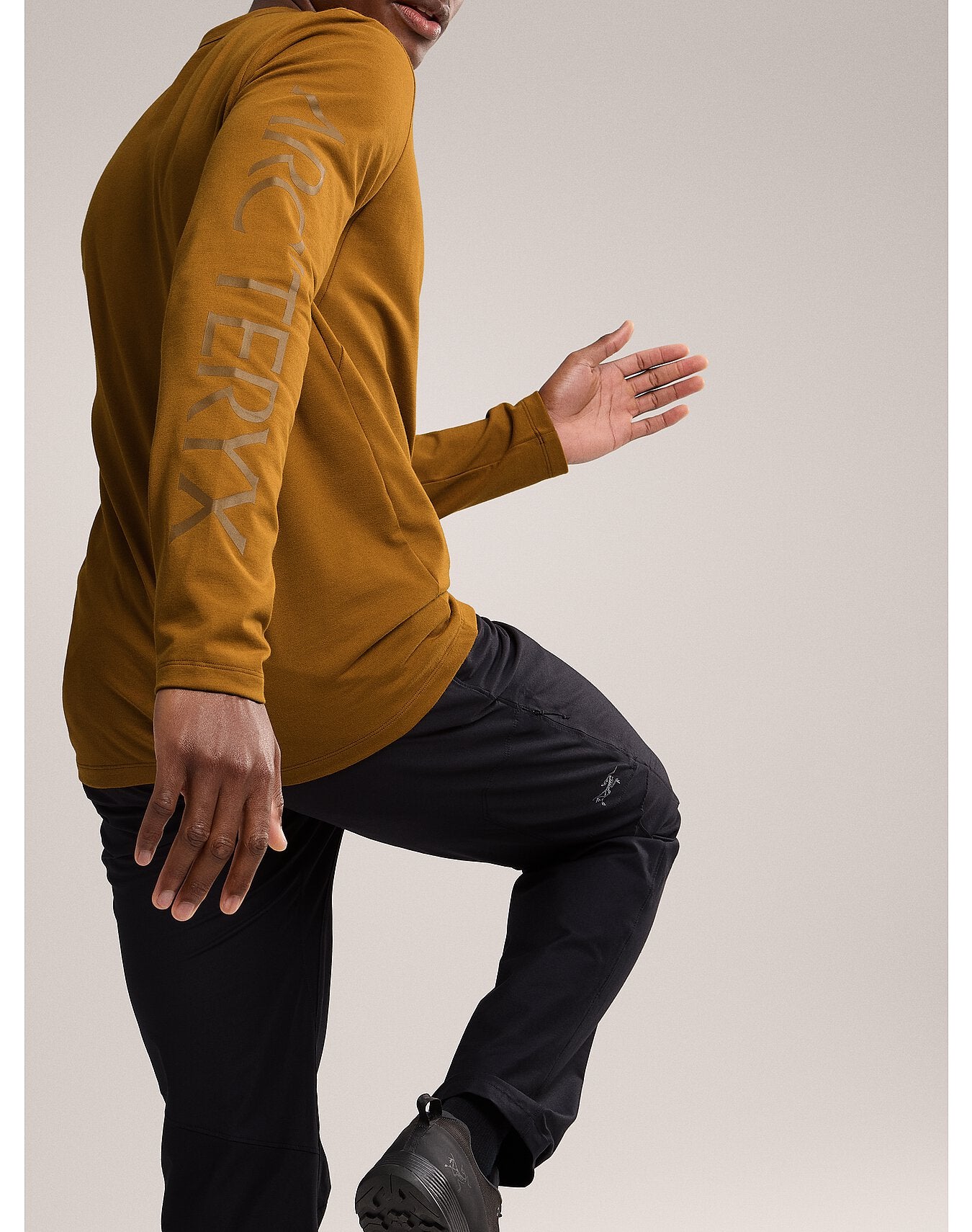 Captive Arc'Word LS M
