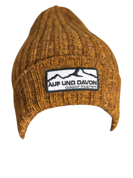 Auf und Davon Strickmütze Ockerbraun aus Wolle