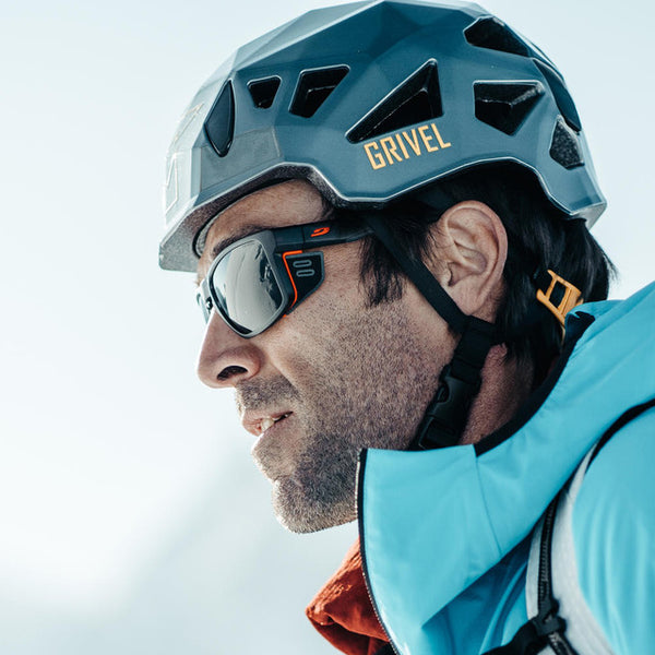 Julbo SHIELD Reactiv 2-4 Polarized | Gletscherbrille schwarz-orange Auf und Davon Outdoor Equipment