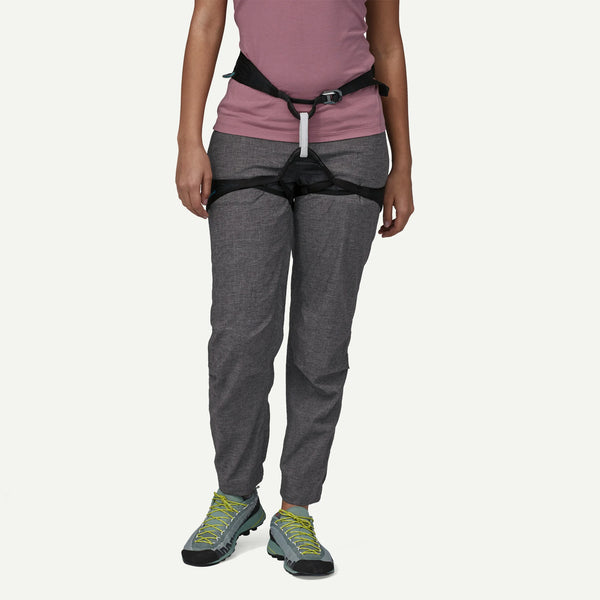 Patagonia Women's Hampi Rock Pants - Short | Kletterhose ink black Damen Kletterhose schwarz meliert Auf und Davon Outdoor Equipment