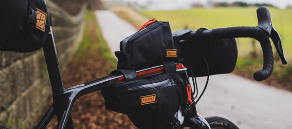 RESTRAP Bolt-On Top Tube Bag 0.8L black Fahrradtasche Oberrohrtasche Auf und Davon Outdoor Equipment