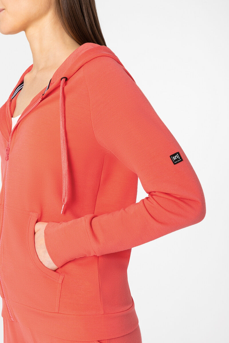 W Essential Zip Hoodie