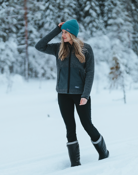 Bergans Nordmarka ReWool Pile Midlayer Jacket Women solid dark grey/dark shadow grey Wolljacke grau Auf und Davon Outdoor Equipment