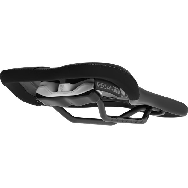 SQlab 611 Ergowave active 2.1 Unterseite mit Elastomer des active-Systems